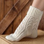 Hand Knitted Wool Women's Socks, Cosy Vintage Woolen Socks, Gift for Mother, Knit Wool White Socks - Image 4