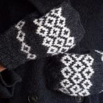 Black Vintage Natural Wool Mittens, Unisex Winter Mittens, Hand Knitted Christmas Gift